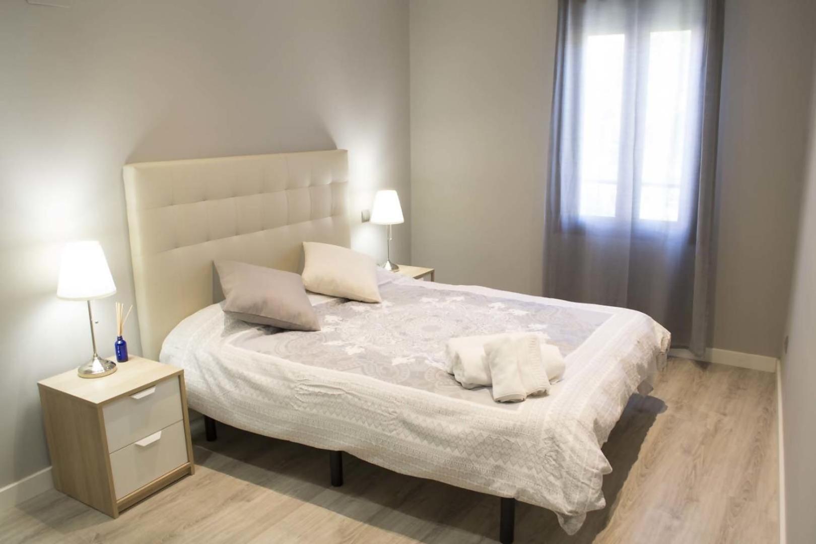 Apartamenticos Plaza Las Armas Zaragoza Kültér fotó